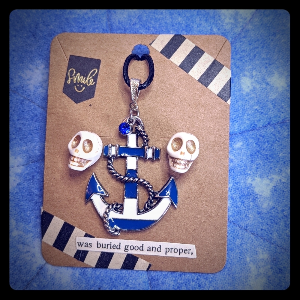 Jewelry, necklace & earrings set